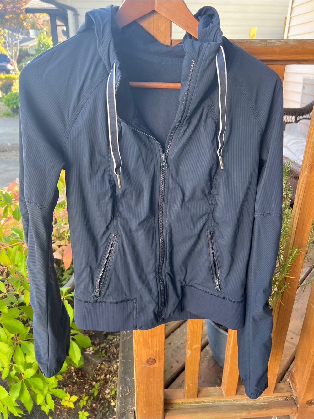 lululemon athletica Navy Full-Zip Hooded Bomber Jacket 2013 Era